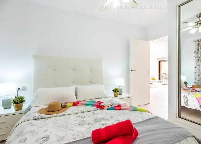 Tenerife South * Playa de las Americas (Tenerife)