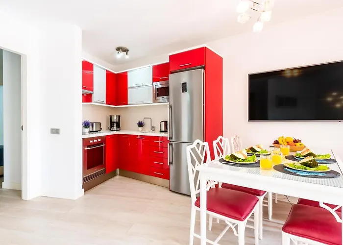 Tenerife South Daire